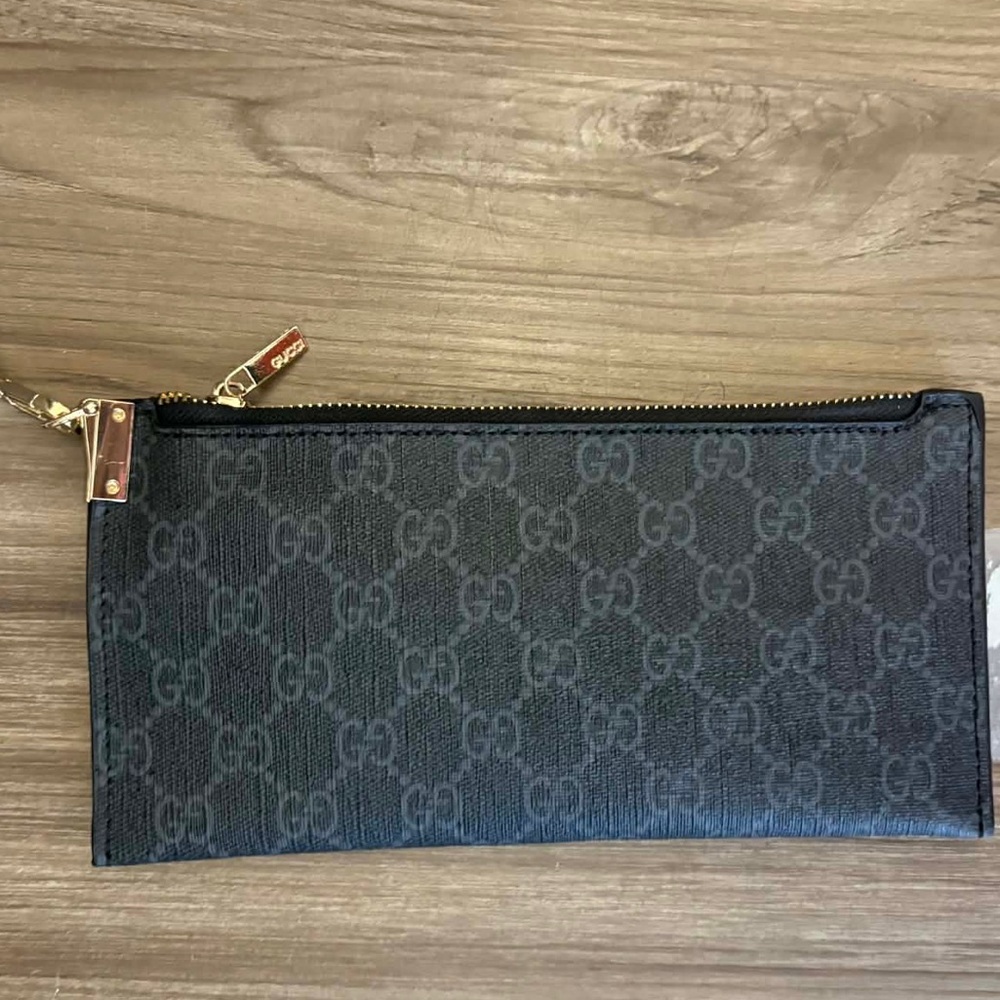 Gucci Black Monogram Clutch - Picture 7 of 7